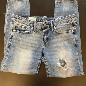GAP 1969 Always Skinny Jeans 27s – Distressed